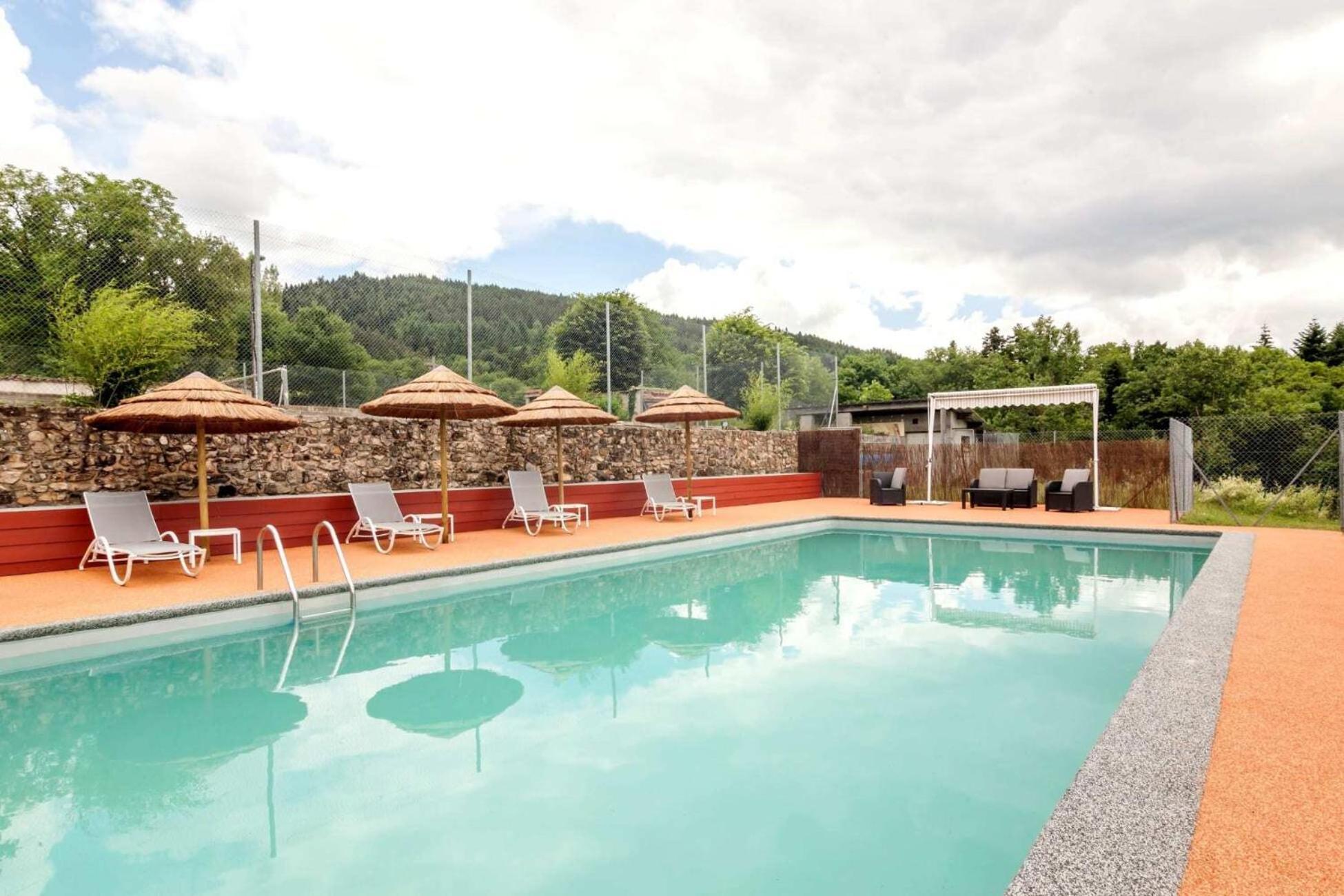 Domaine Le Prieure Hotel Chaumont-le-Bourg Ngoại thất bức ảnh